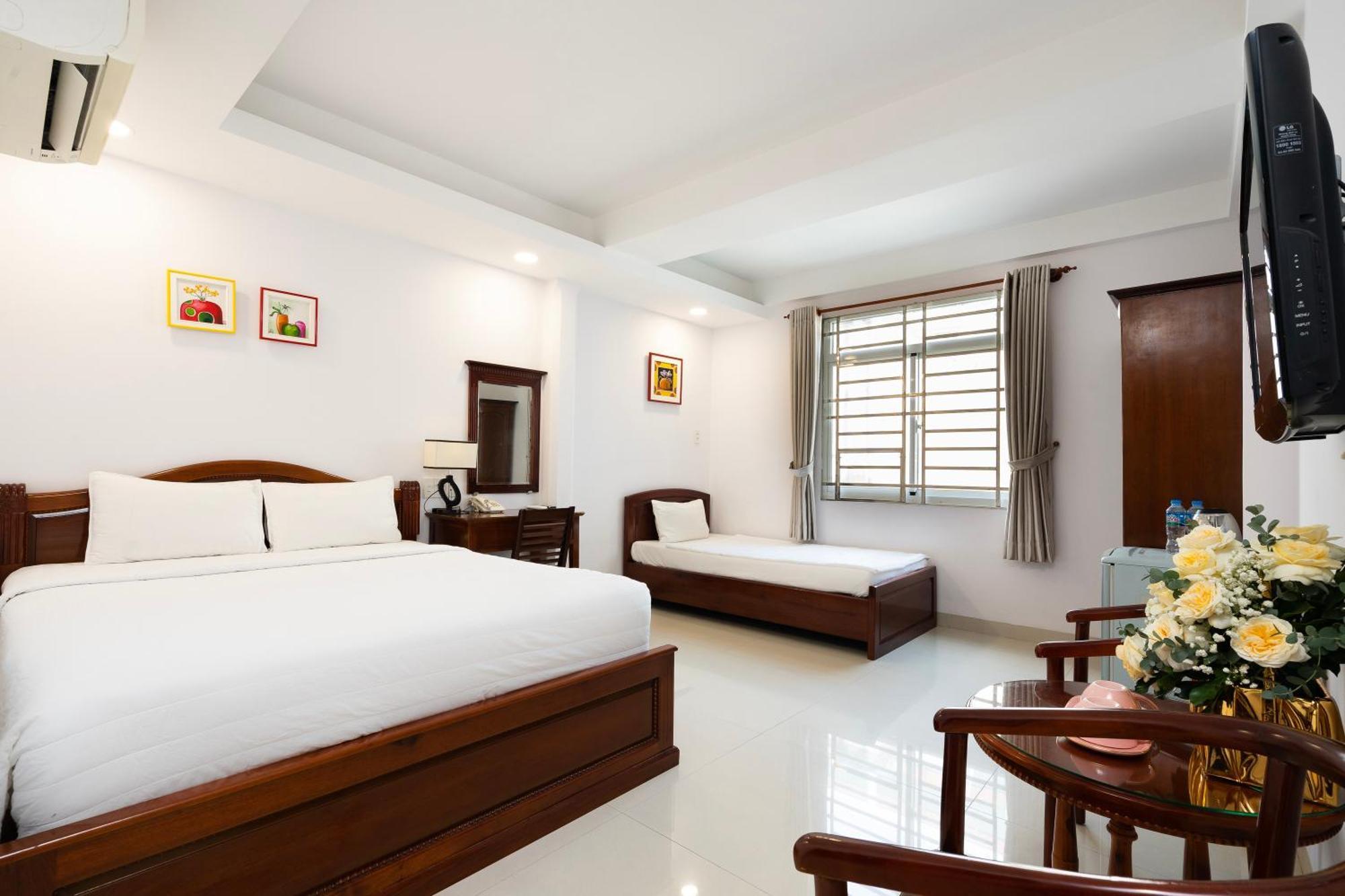 Hoang Hoang Hotel  Ho Chi Minh-stad Buitenkant foto
